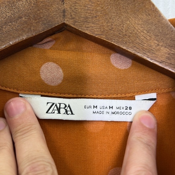 Zara - Polkadot Cream And Orange Button Down Long Chiffon Top Size Medium - Picture 12 of 13